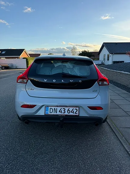 Volvo V40 2016 photo 5