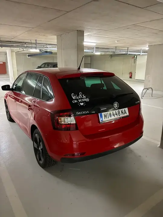 Skoda Rapid 2015 photo 3