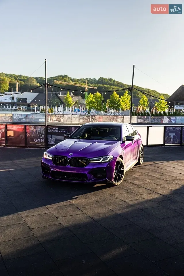 BMW 5 Series 2020 photo 2