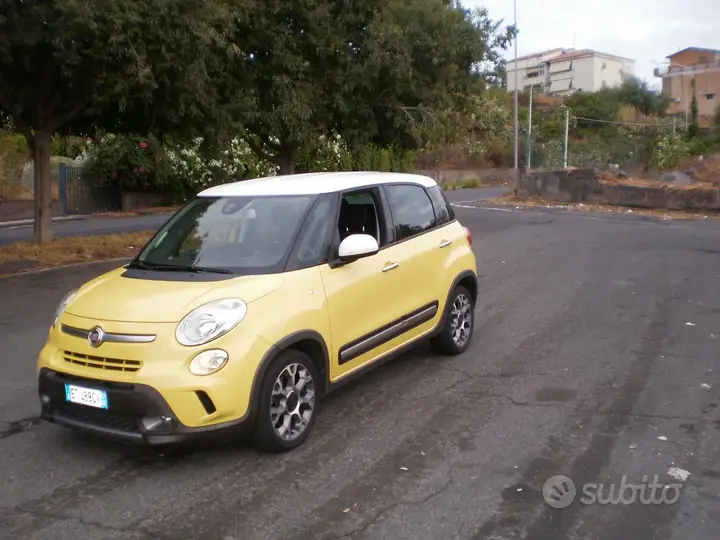 Fiat 500L 2015 photo 2
