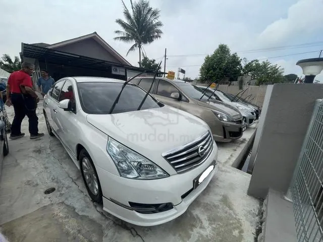 Nissan Teana