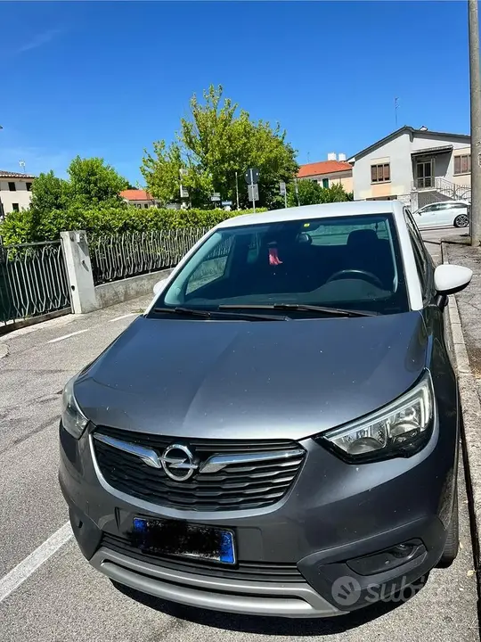 Opel Crossland 2018 photo 2