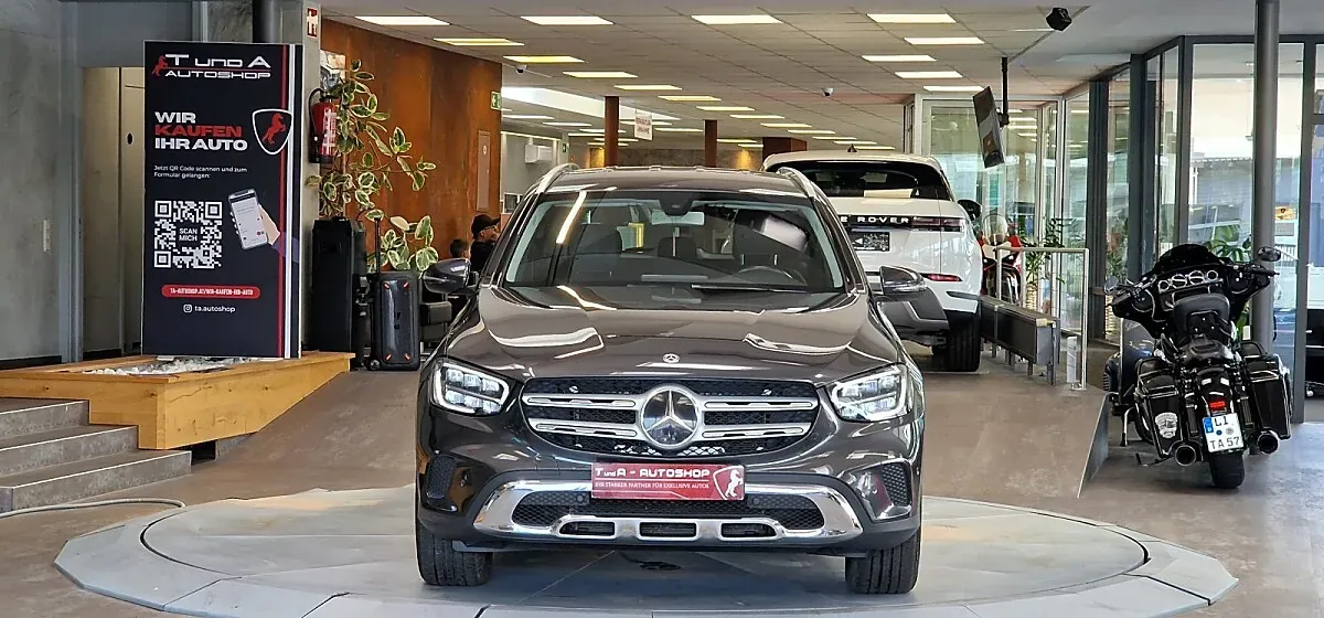 Mercedes-Benz Glc-Class 2019 photo 2