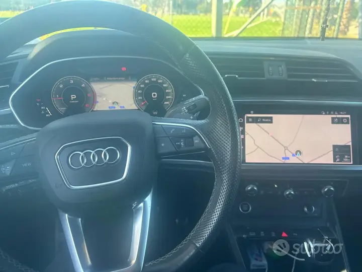 Audi Q3 2022 photo 3