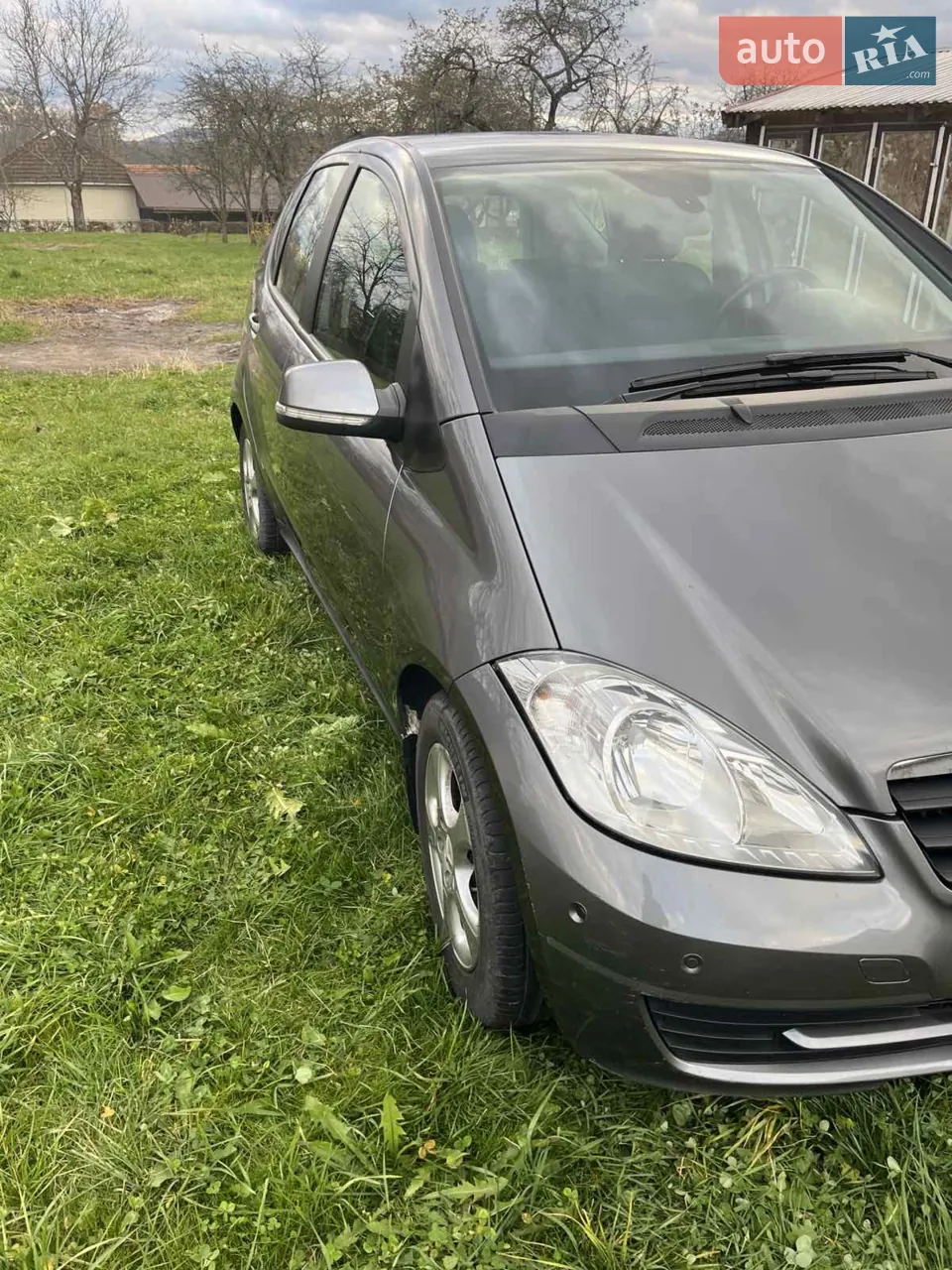 Mercedes-Benz A-Class 2011 photo 2