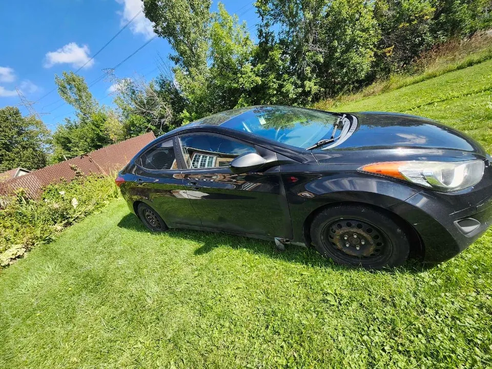 Hyundai Elantra 2012 photo 4