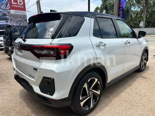 Toyota Raize 2025 photo 4