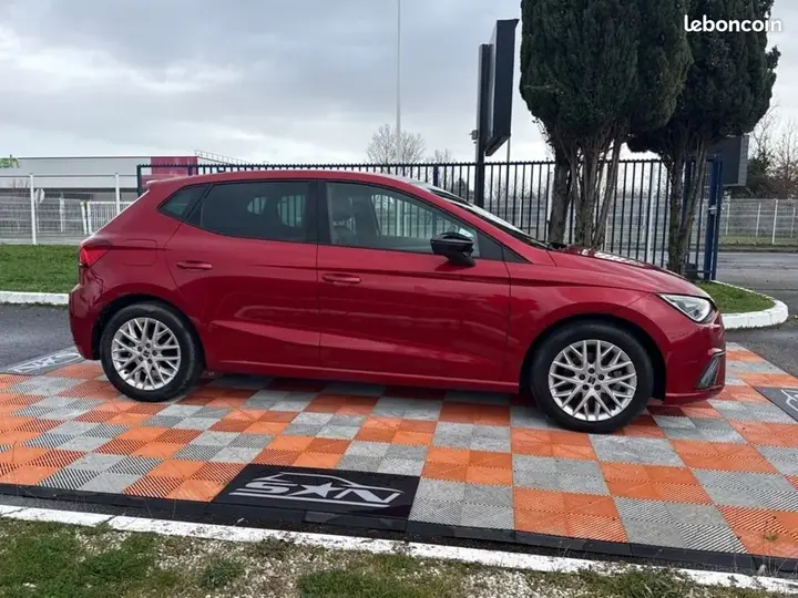 Seat Ibiza 2024 photo 4