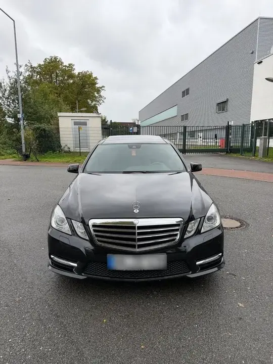 Mercedes-Benz E