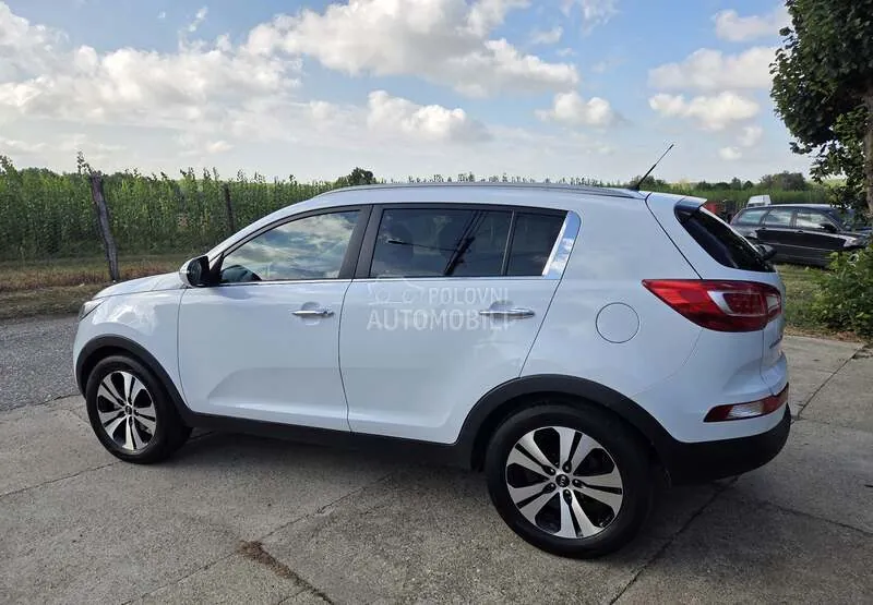 Kia Sportage 2013 photo 5