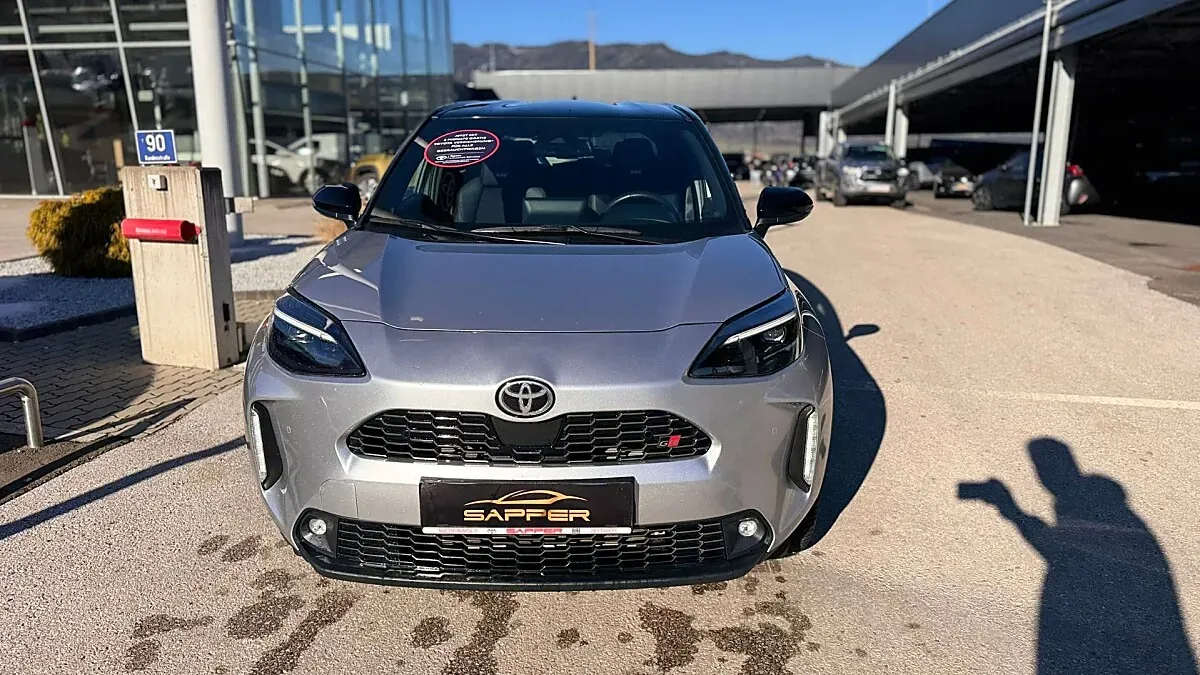 Toyota Yaris Cross 2023 photo 3