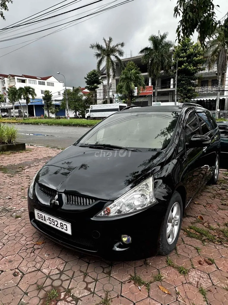 Mitsubishi Grandis