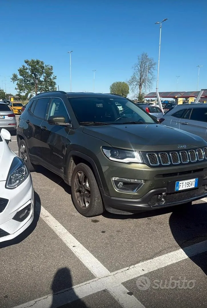 Jeep Compass 2018 photo 2