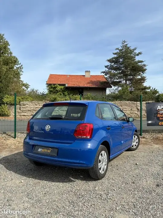 Volkswagen Polo 2012 photo 4