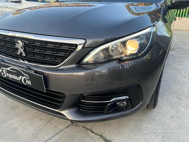 Peugeot 308 2018 photo 4