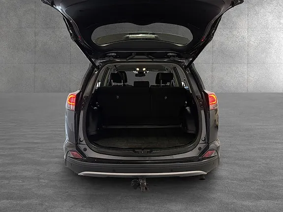 Toyota Rav4 2017 photo 5