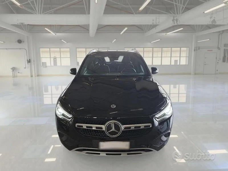 Mercedes-Benz Gla 2023 photo 2
