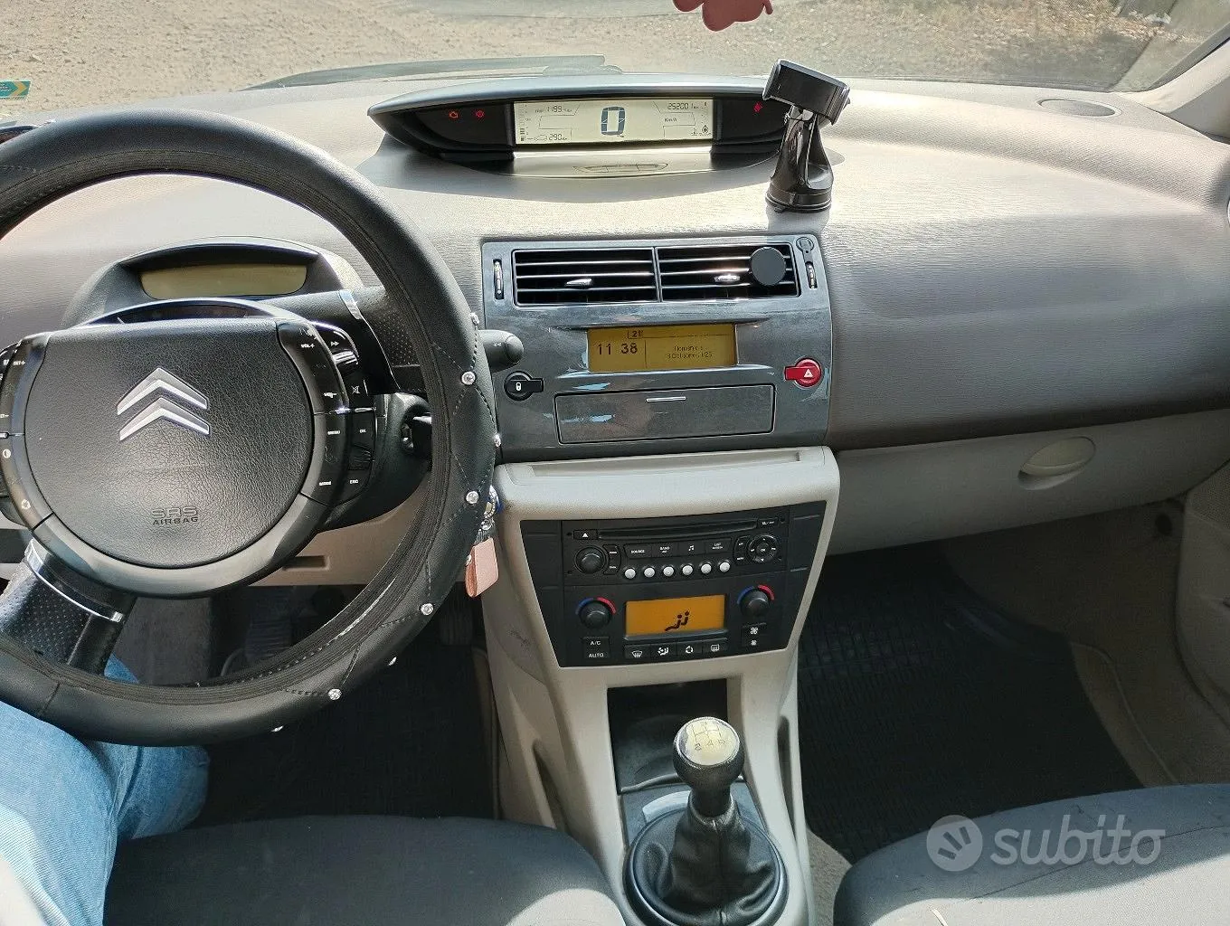 Citroen C4 2006 photo 5