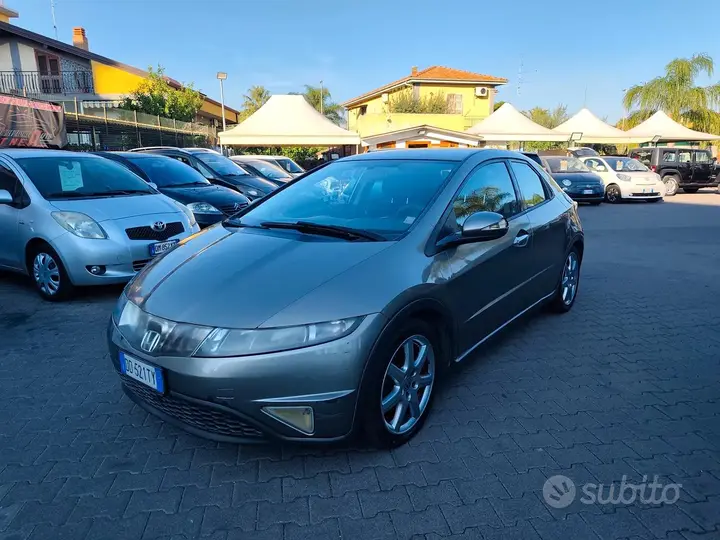 Honda Civic 2008 photo 2
