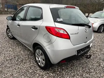 Mazda Mazda2