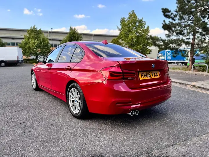 BMW 3 Series 2016 photo 5