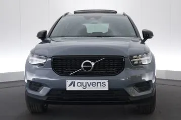 Volvo Xc40 2022 photo 2