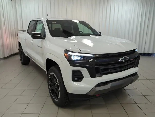Chevrolet Colorado 2026 photo 2