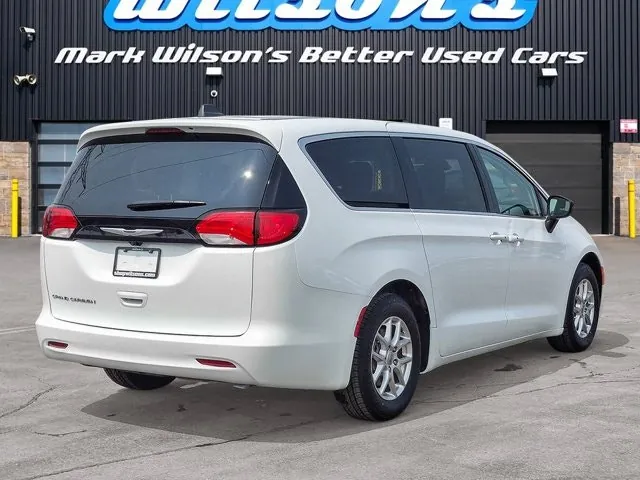 Chrysler Grand Caravan 2024 photo 5