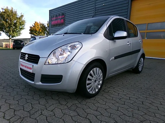 Suzuki Splash 2009 photo 4