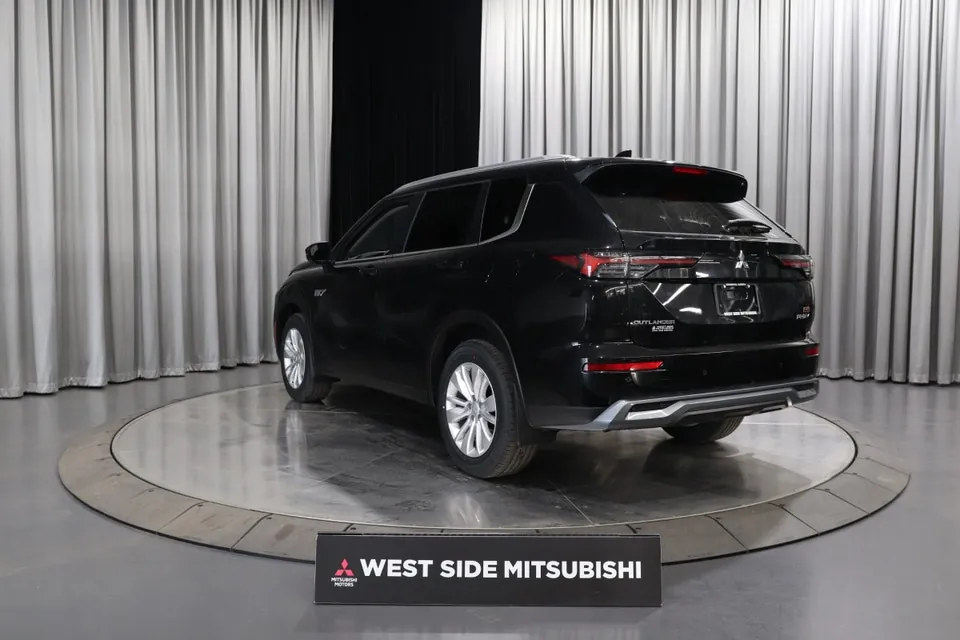 Mitsubishi Outlander 2026 photo 4