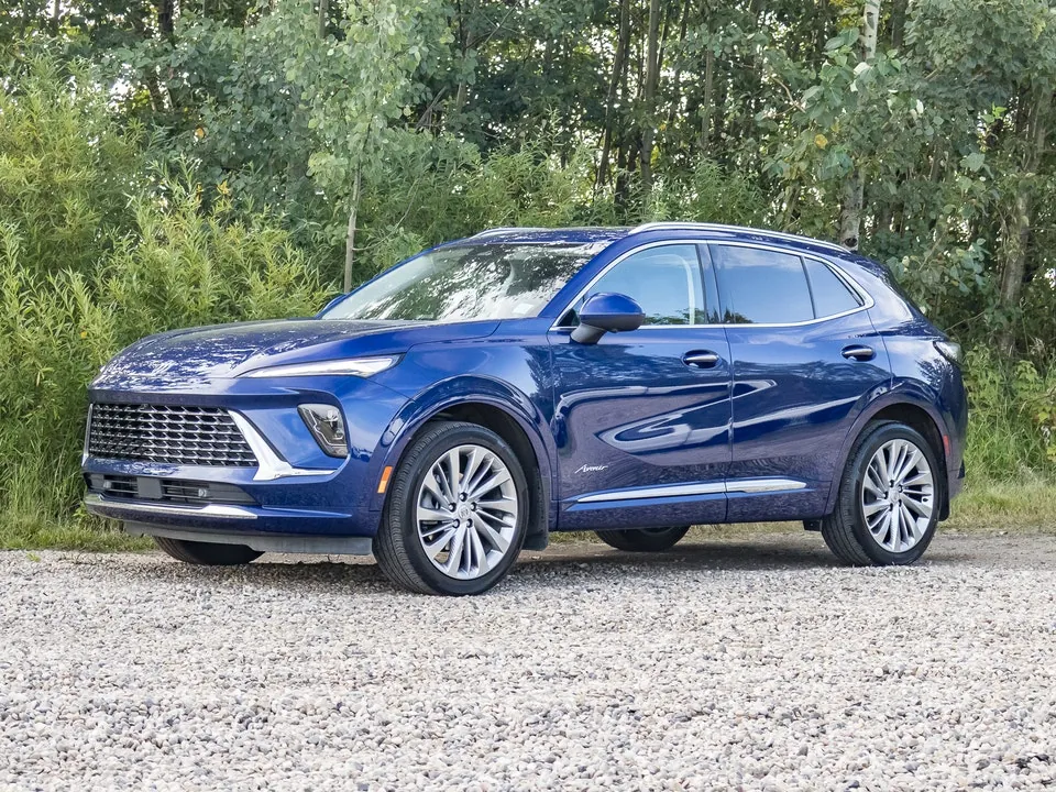 Buick Envision 2024 photo 3