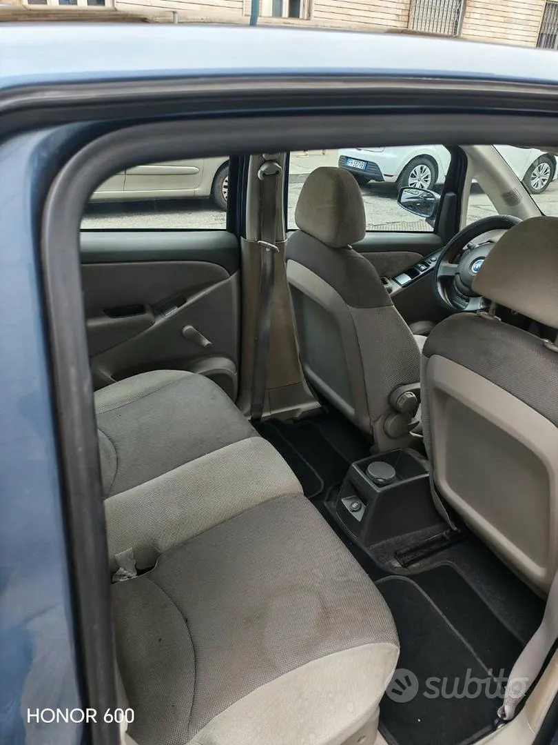 Fiat Idea 2004 photo 2