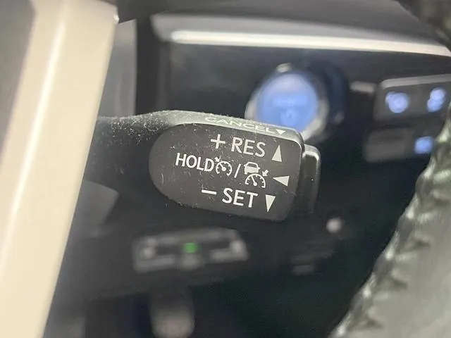 Toyota Prius 2018 photo 5