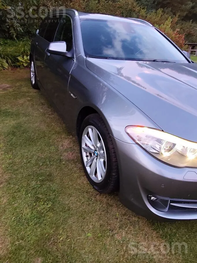 BMW 530 2010 photo 3
