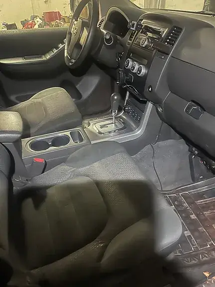Nissan Pathfinder 2010 photo 3