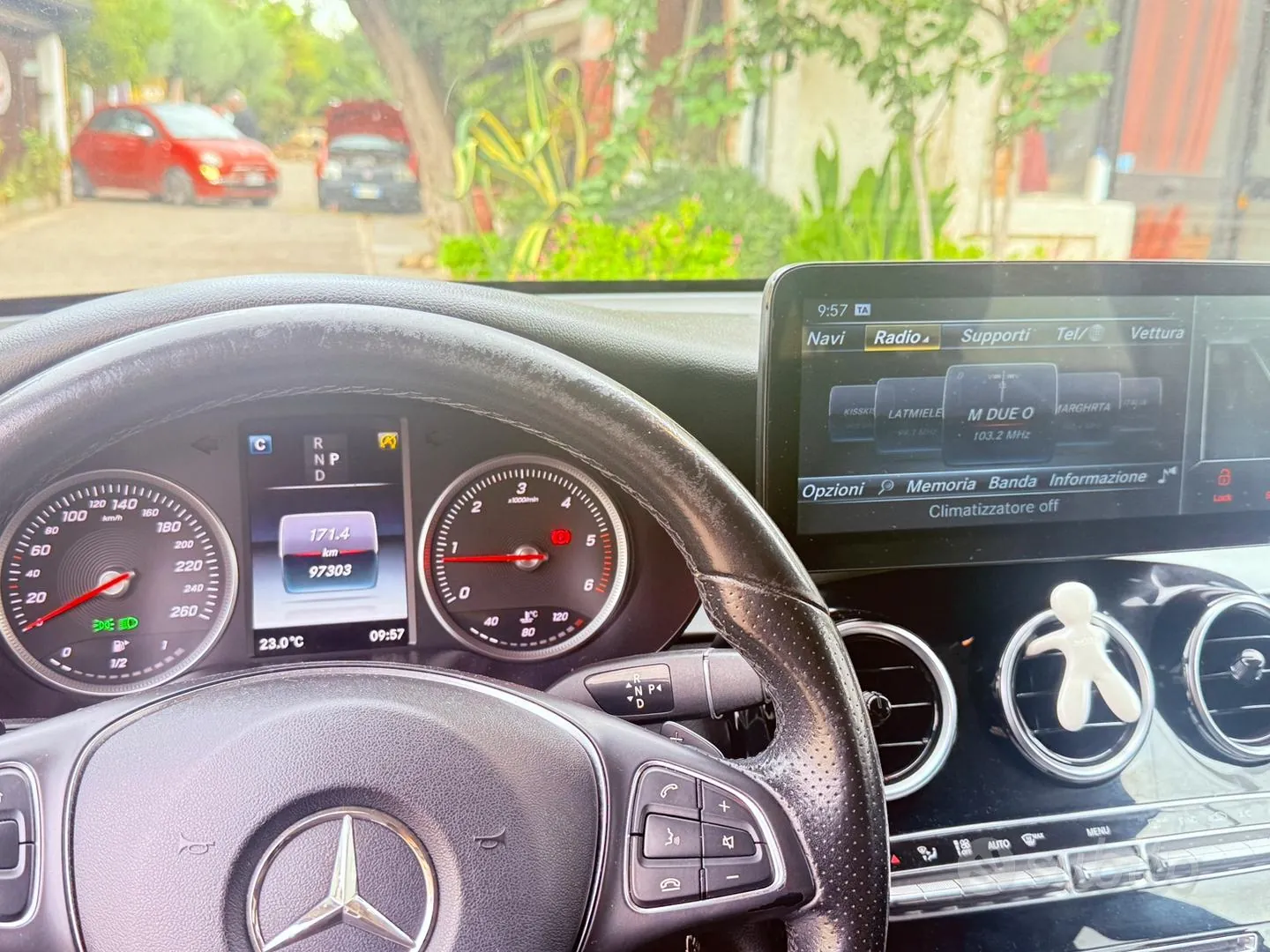 Mercedes-Benz Glc 2017 photo 4