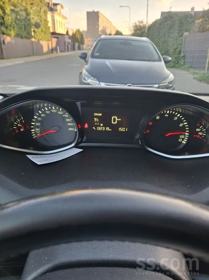 Peugeot 308 2018 photo 4