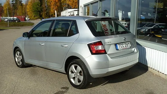 Skoda Fabia 2018 photo 5