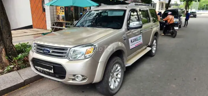 Ford Everest 2014 photo 2