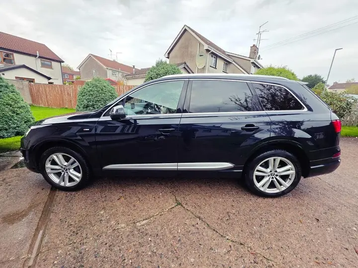 Audi Q7 2016 photo 5
