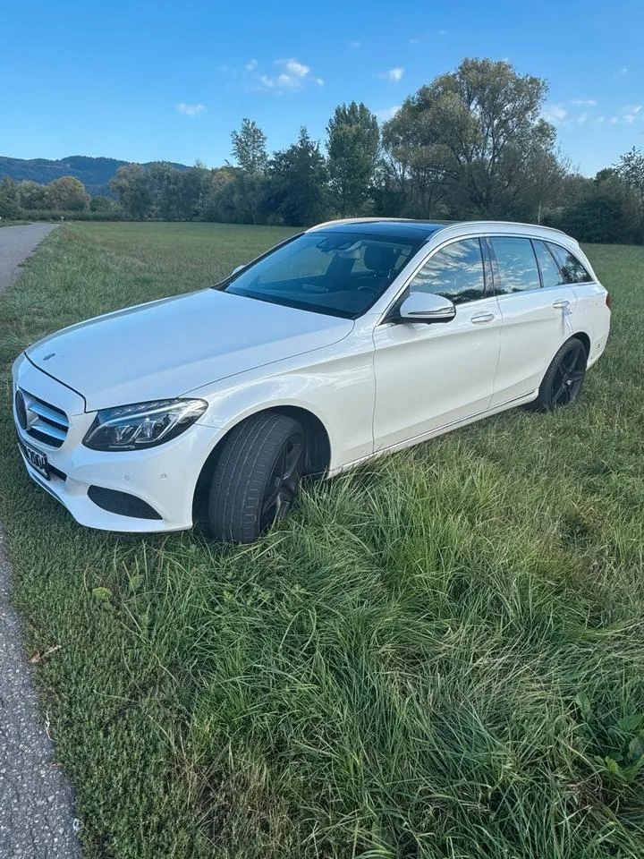 Mercedes-Benz C400