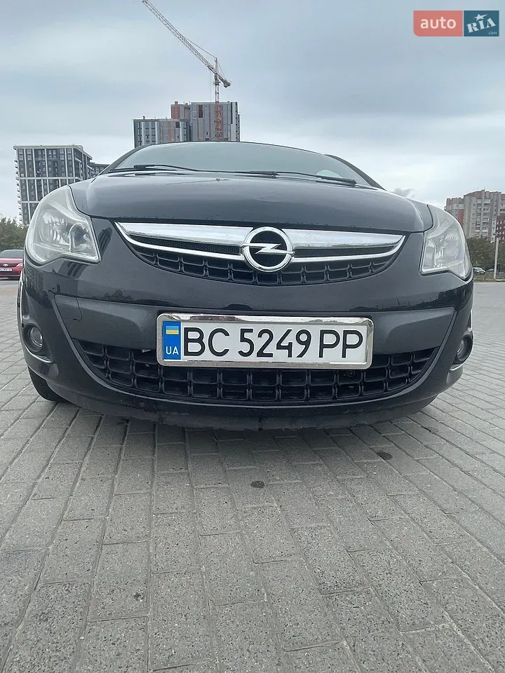 Opel Corsa 2011 photo 3