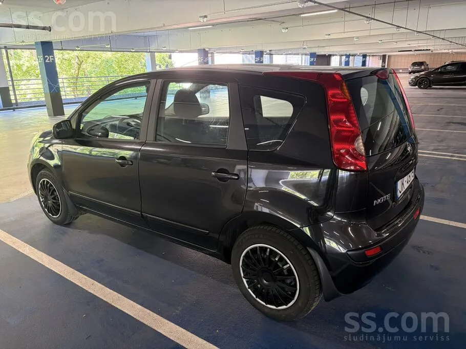 Nissan Note 2006 photo 2