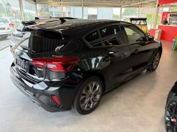 Ford Focus 2022 photo 3