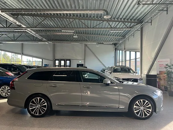 Volvo V90 2024 photo 2