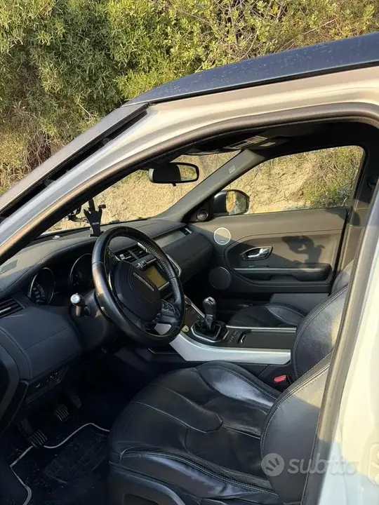 Land Rover Range Rover Evoque 2013 photo 4
