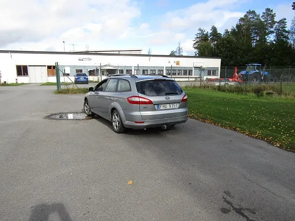 Ford Mondeo 2010 photo 4