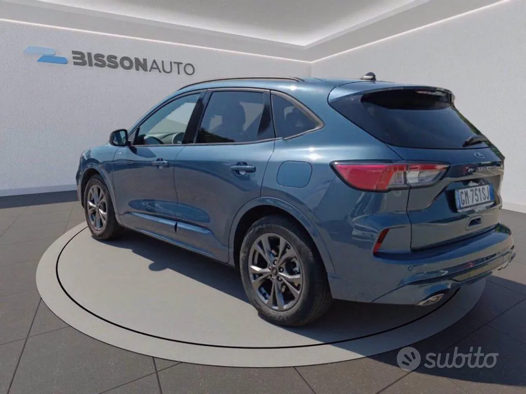 Ford Kuga 2023 photo 3