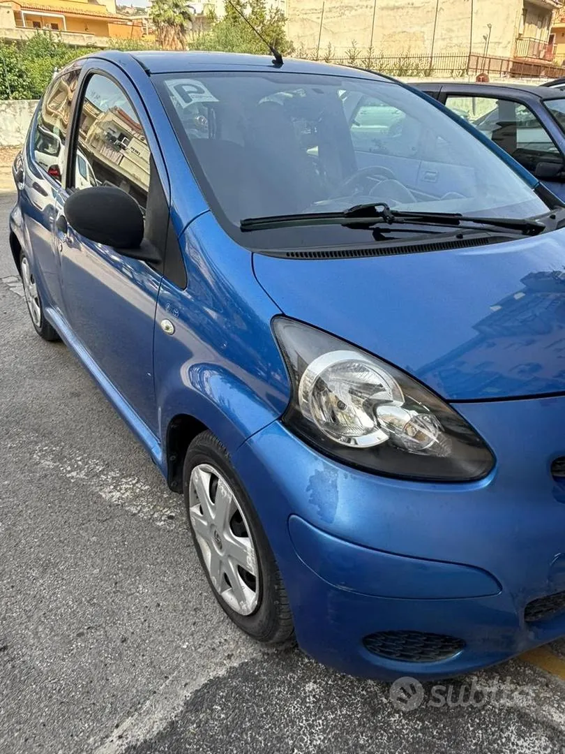 Toyota Aygo 2011 photo 5