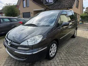 Peugeot 807